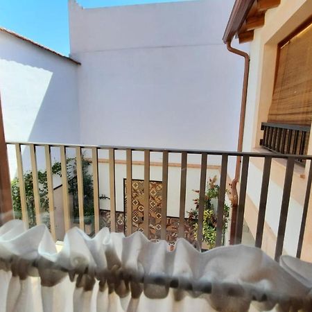 La Casa Del Medico Hosteria Rural Urda Exterior foto